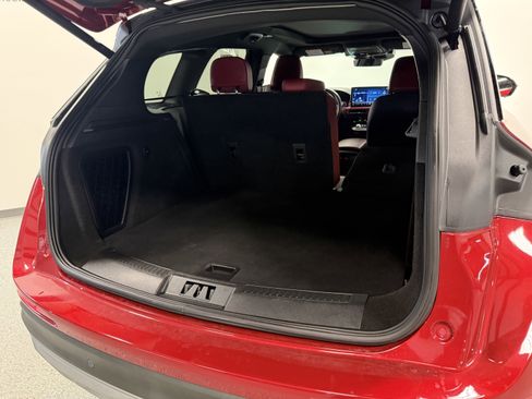 Used 2025 Lincoln Corsair Reserve w/ Equipment Group 202A image 32