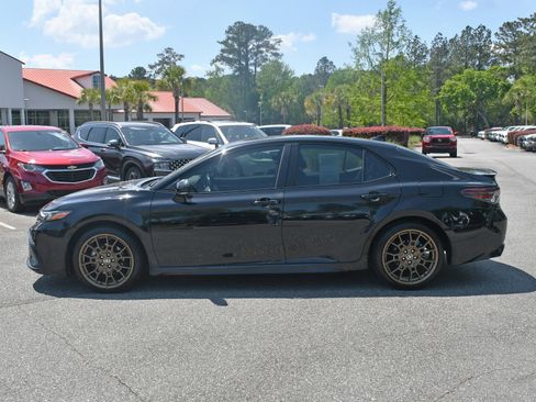 Certified 2023 Toyota Camry SE w/ Convenience Package image 2