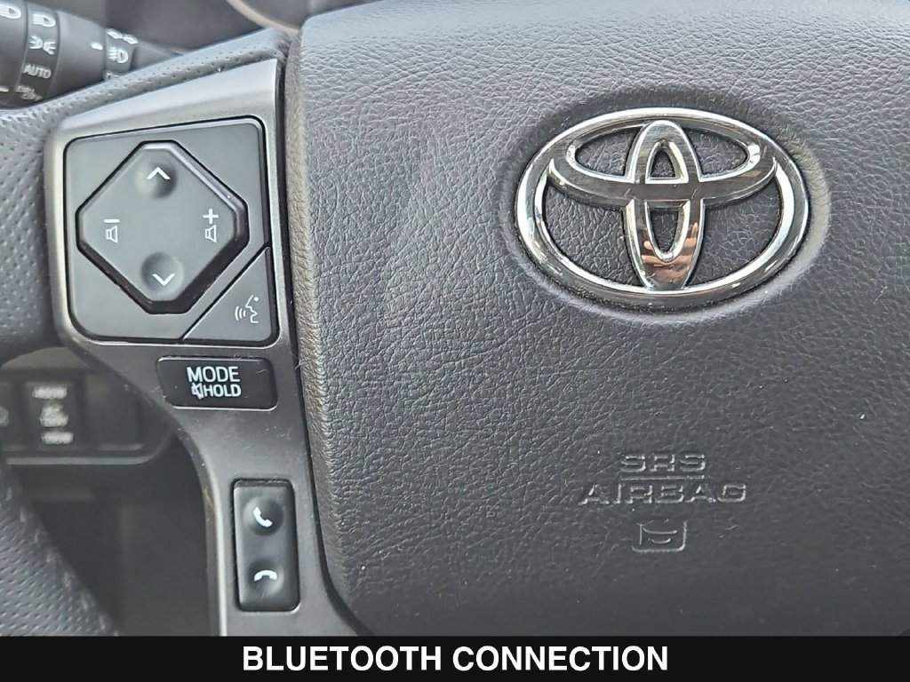 Used 2021 Toyota Tacoma TRD Off-Road w/ Technology Package AWD/4WD image 24