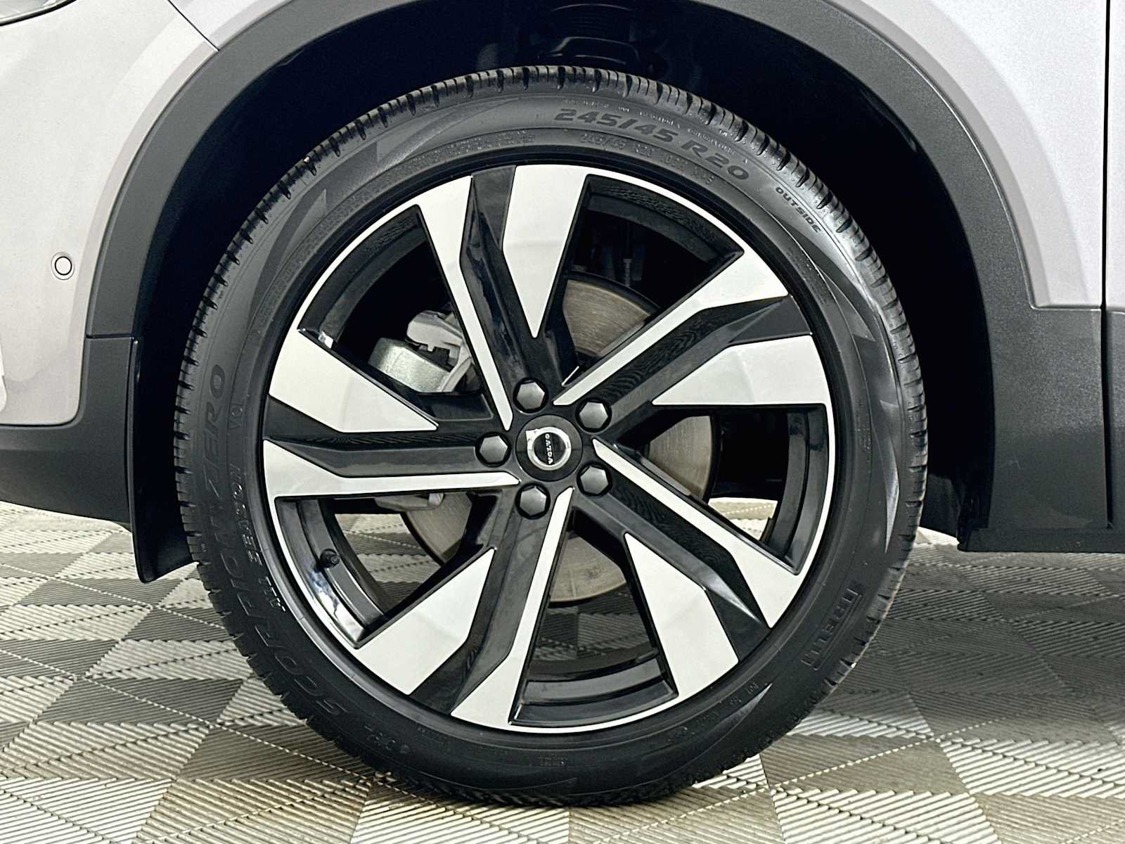 Used 2026 Volvo XC40 B5 Plus w/ Climate Package AWD/4WD image 30