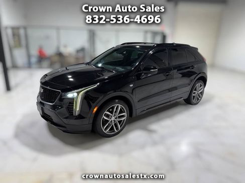 Used 2022 Cadillac XT4 Sport FWD image 1