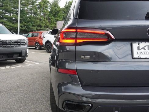 Used 2021 BMW X5 M50i w/ Executive Package AWD/4WD image 18