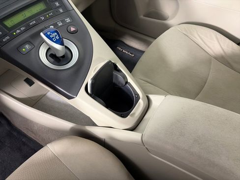 Used 2011 Toyota Prius Two FWD image 21