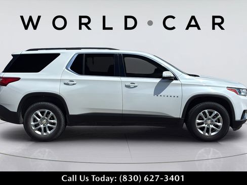 Used 2019 Chevrolet Traverse LT FWD image 15