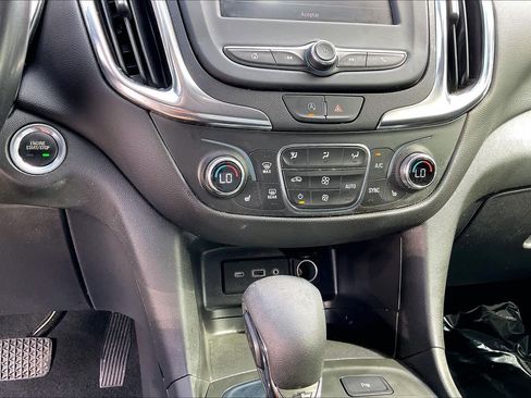 Certified 2023 Chevrolet Equinox LT image 30