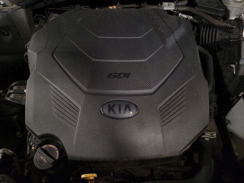 Used 2020 Kia Telluride S w/ S 8 Passenger Seating Package FWD image 30