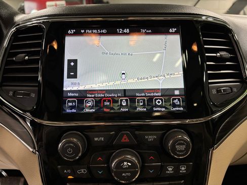 Used 2020 Jeep Grand Cherokee Limited w/ Luxury Group II AWD/4WD image 31