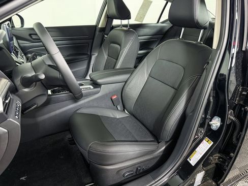 New 2026 Nissan Altima 2.5 SV FWD image 12