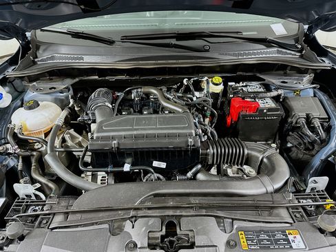 Used 2025 Ford Escape ST-Line image 31