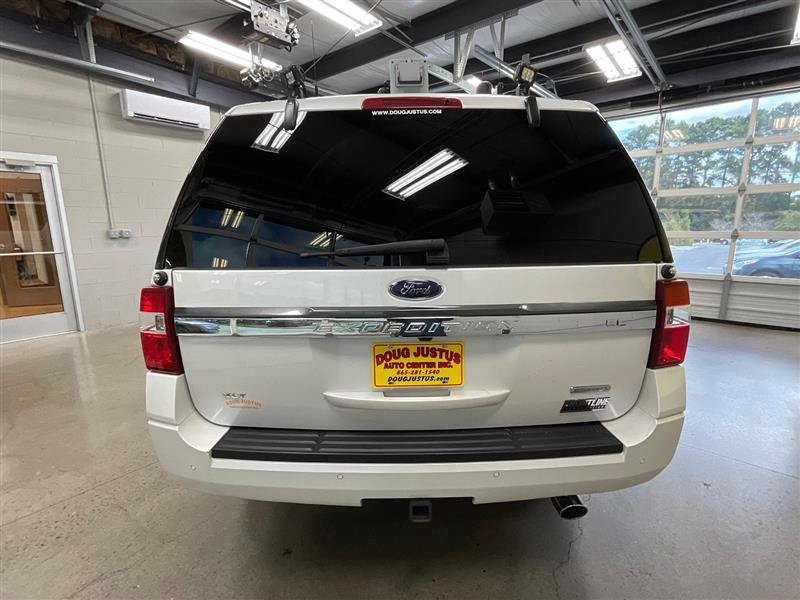 Used 2017 Ford Expedition EL XLT AWD/4WD image 4