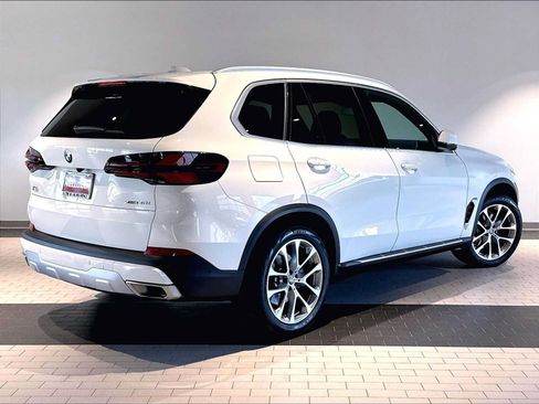 Used 2026 BMW X5 xDrive40i AWD/4WD image 10