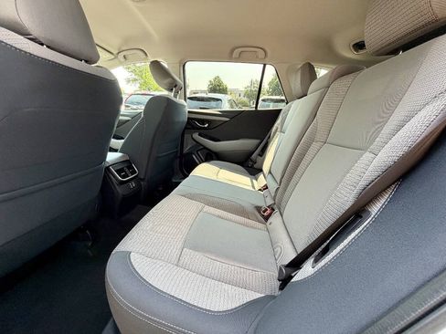 Used 2025 Subaru Outback Premium AWD/4WD image 22