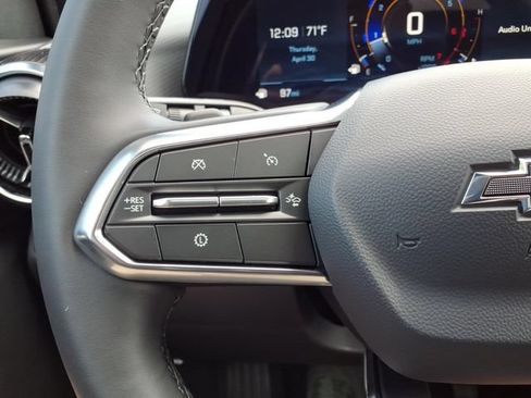New 2026 Chevrolet Equinox LT w/ Convenience Package II FWD image 32
