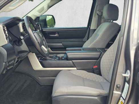 Used 2022 Toyota Tundra SR5 RWD image 15