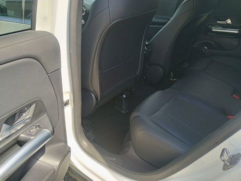 Used 2023 Mercedes-Benz GLA 250 4MATIC image 19