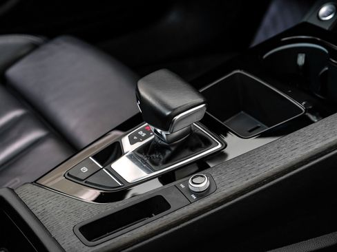 Used 2022 Audi A5 2.0T Premium image 29