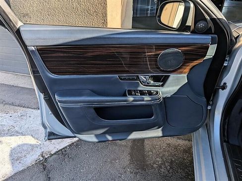 Used 2012 Jaguar XJ L RWD image 18
