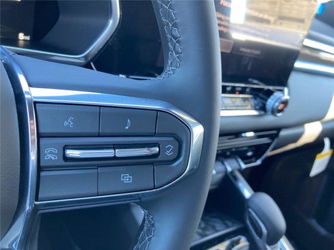 New 2026 GMC Canyon Elevation w/ Convenience Package RWD image 22