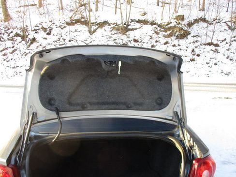 Used 2013 Dodge Avenger SE image 9