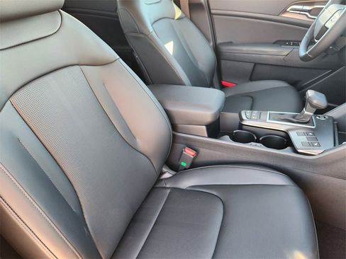 New 2026 Kia Sportage EX image 10