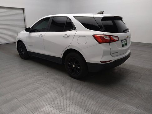 Used 2020 Chevrolet Equinox LS w/ LS Convenience Package FWD image 5