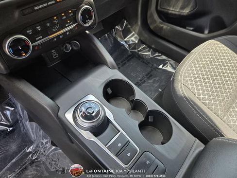 Used 2024 Ford Escape Active AWD/4WD image 21