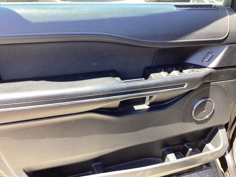 Used 2021 Ford Expedition XL AWD/4WD image 31
