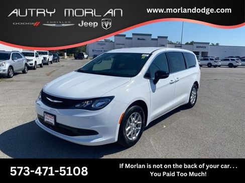 New 2026 Chrysler Voyager LX FWD image 1