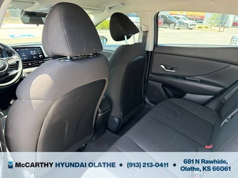 Certified 2022 Hyundai Elantra SEL w/ Convenience Package FWD image 13