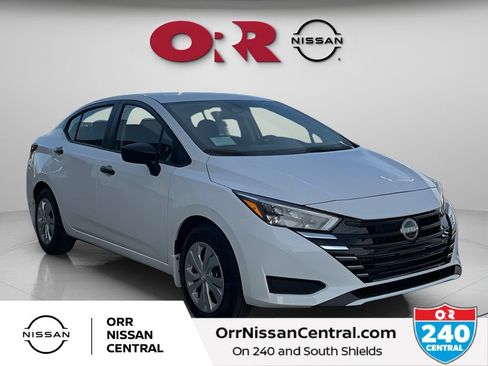Used 2025 Nissan Versa S w/ Trunk Package FWD image 3