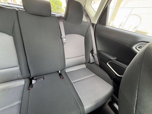 Used 2025 Kia Soul LX w/ LX Technology Package FWD image 36