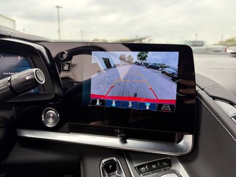 Used 2025 Chevrolet Corvette Stingray Preferred Cpe w/ Z51 Performance Package image 11