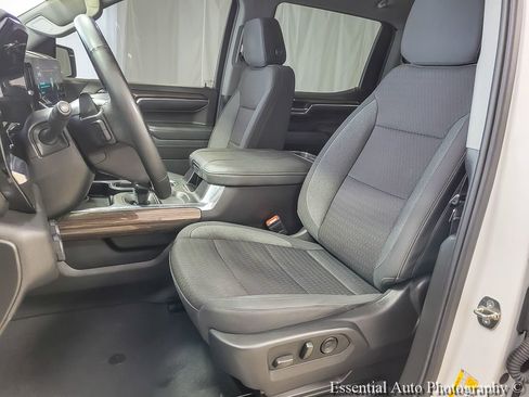Used 2024 Chevrolet Silverado 1500 RST AWD/4WD image 8
