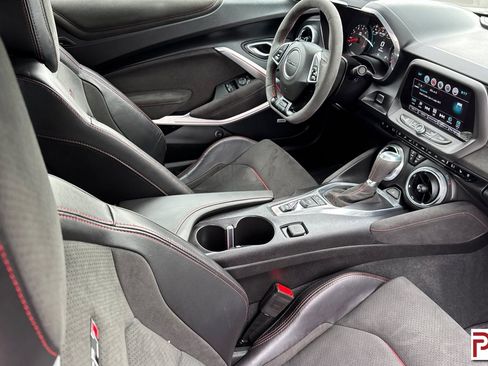 Certified 2018 Chevrolet Camaro ZL1 RWD image 18