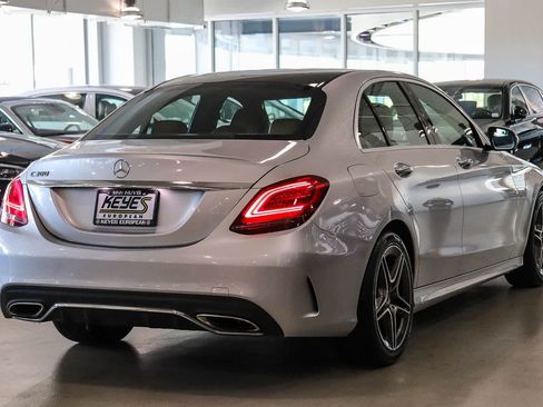 Certified 2019 Mercedes-Benz C 300 Sedan image 4
