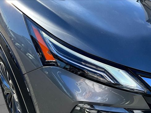 New 2026 Nissan Rogue Platinum AWD/4WD image 13
