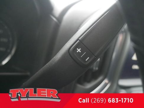 Used 2019 Chevrolet Silverado 1500 LT w/ Texas Edition AWD/4WD image 23