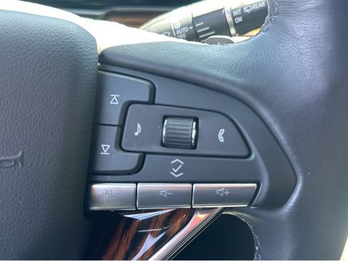 Certified 2023 Cadillac Escalade ESV Premium Luxury AWD/4WD image 35
