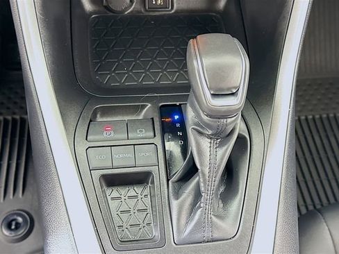 Used 2024 Toyota RAV4 XLE Premium image 19