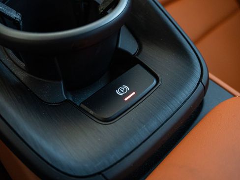 Certified 2025 Porsche 911 Carrera 4 GTS AWD/4WD image 16