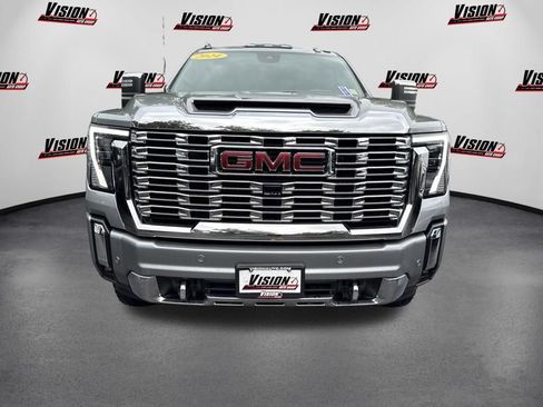 Used 2024 GMC Sierra 2500 Denali w/ Denali Reserve Package AWD/4WD image 2