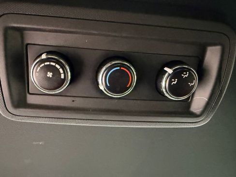 Used 2019 Dodge Grand Caravan SXT image 42