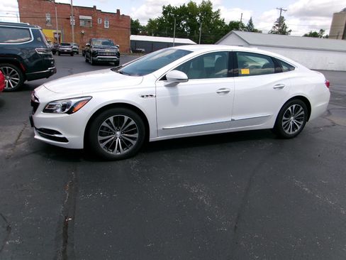 Used 2017 Buick LaCrosse Premium FWD image 1