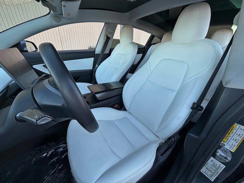 Used 2021 Tesla Model 3 Long Range image 11