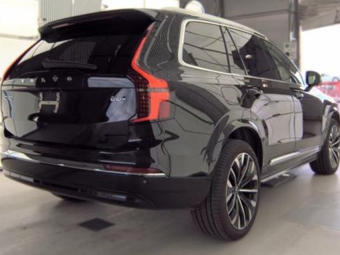 Used 2026 Volvo XC90 B6 Plus AWD/4WD image 3