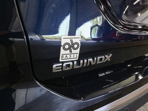 Used 2021 Chevrolet Equinox LT AWD/4WD image 9