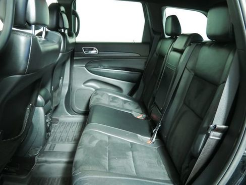 Certified 2017 Jeep Grand Cherokee Altitude AWD/4WD image 17