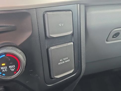 Used 2025 Ford F250 XLT AWD/4WD image 28