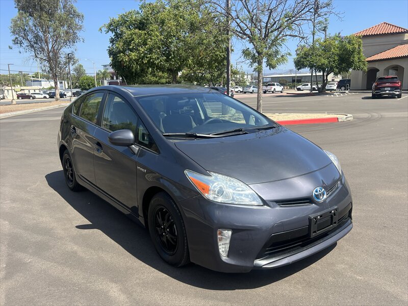 Used 2015 Toyota Prius Two FWD image 13