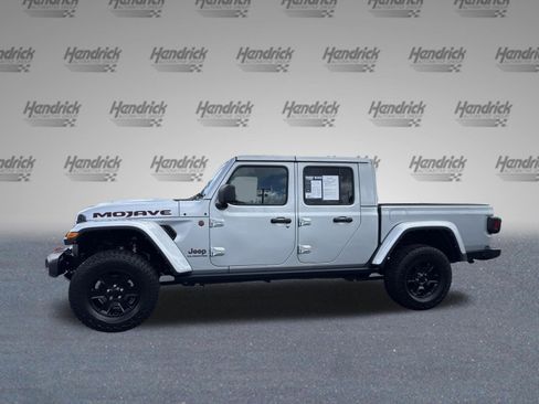 Used 2022 Jeep Gladiator Mojave w/ Trailer Tow Package AWD/4WD image 6